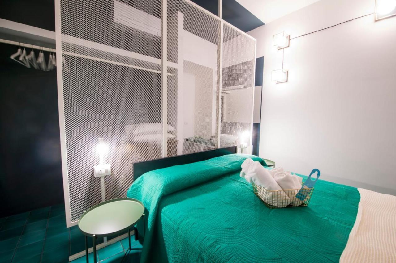 Ninina Boutique Suites Salerno Exterior photo